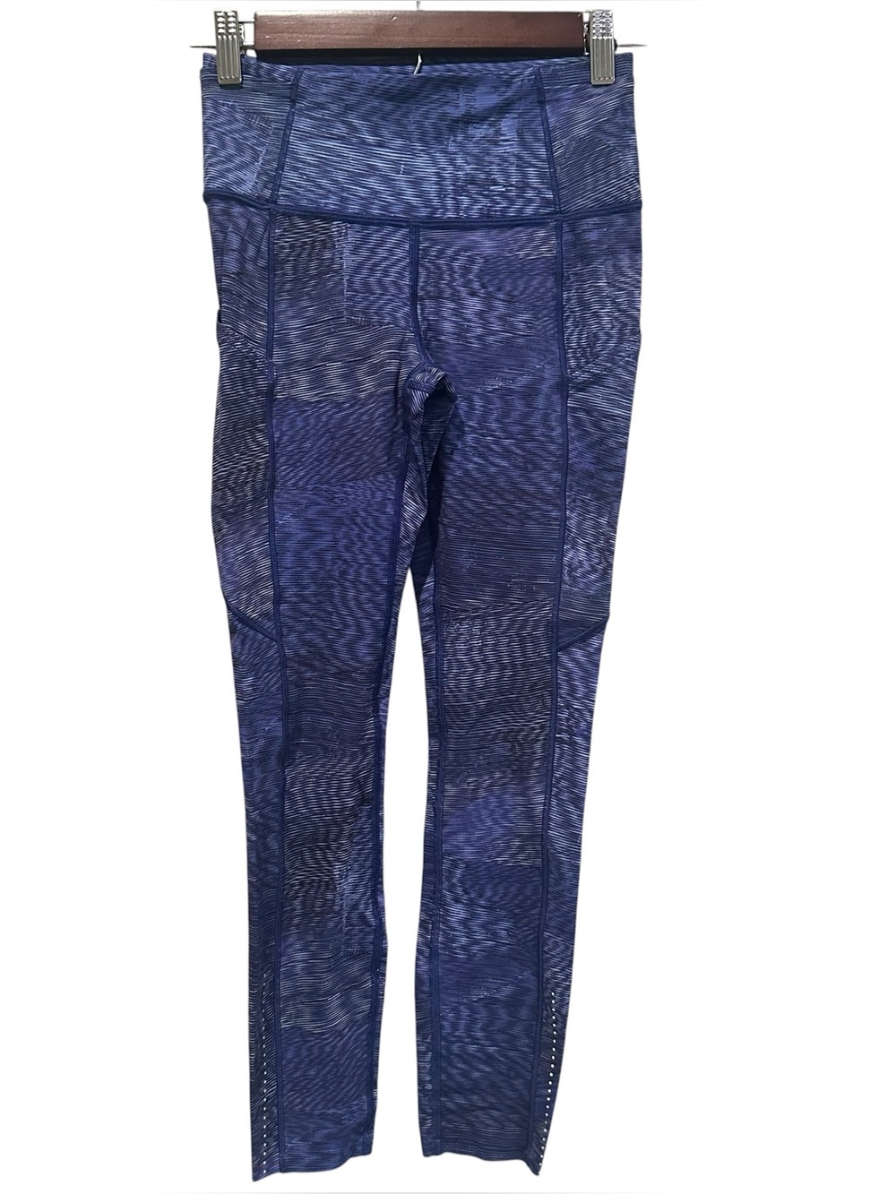 Lululemon Fast & Free 7/8 Tight II *Nulux 25" Linear Flux Light Size 4